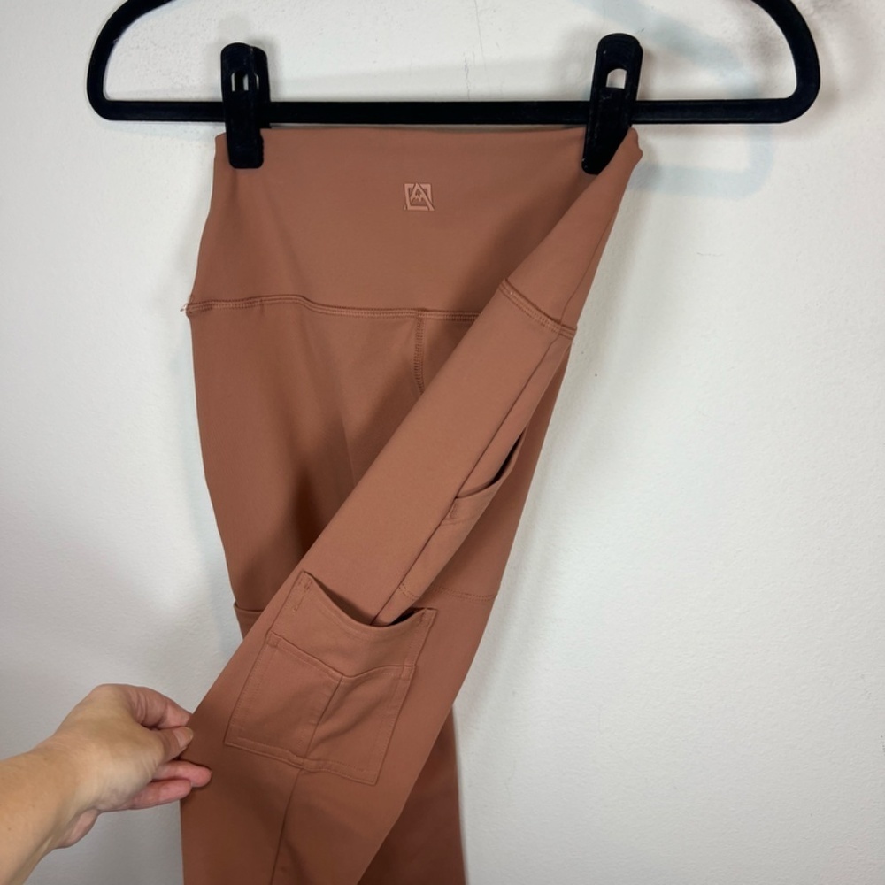 Avalanche High Waisted Cargo Legging Pants Brown Terracotta Pockets Hiking Small - Picture 11 of 14